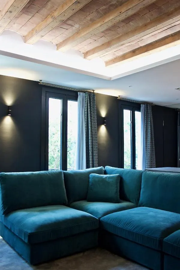 Velvet In Rambla Cataluna Apartment Barcelona