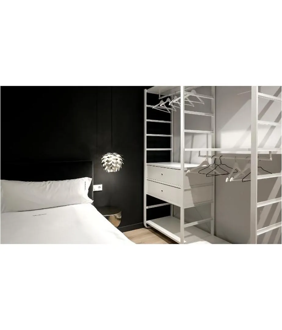 Velvet In Rambla Cataluna Apartment Barcelona
