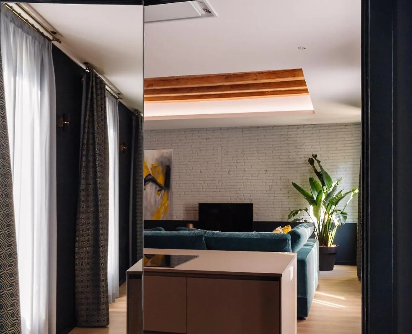 Velvet In Rambla Cataluna Apartment Barcelona