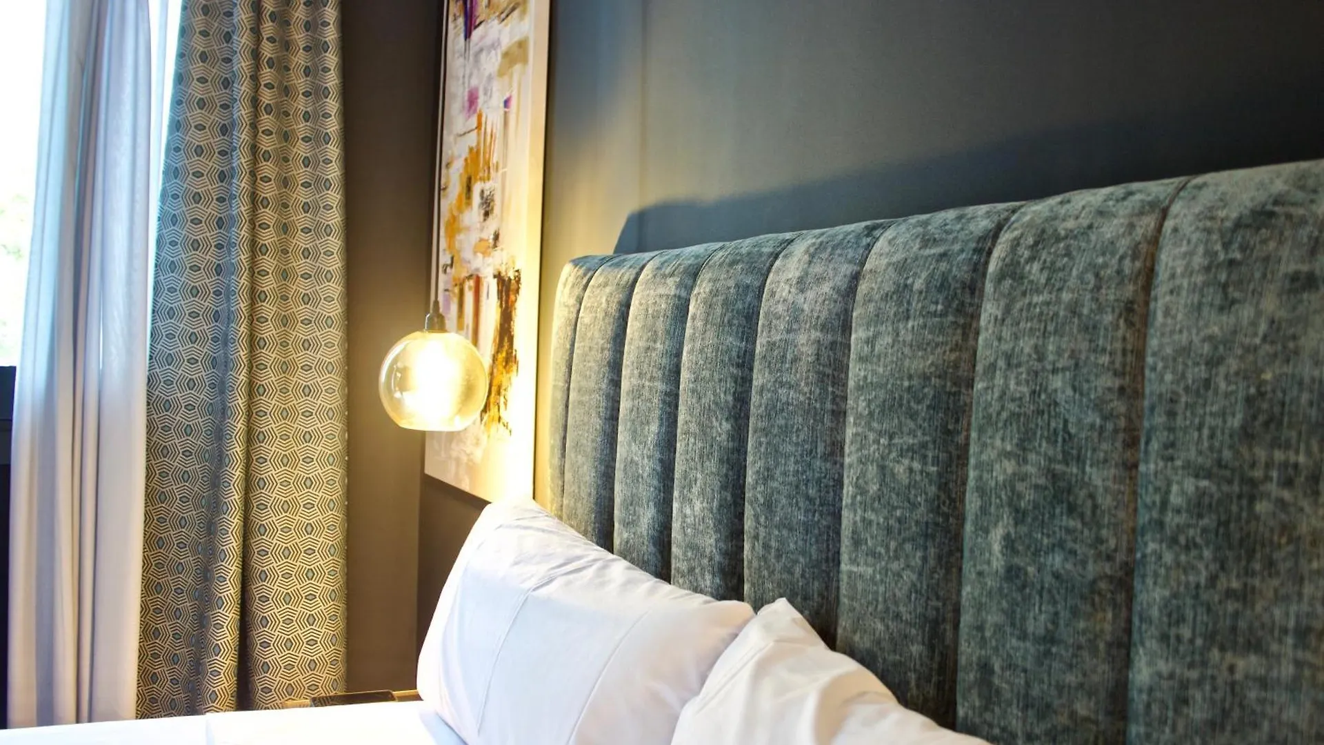 Velvet In Rambla Cataluna Apartment Barcelona