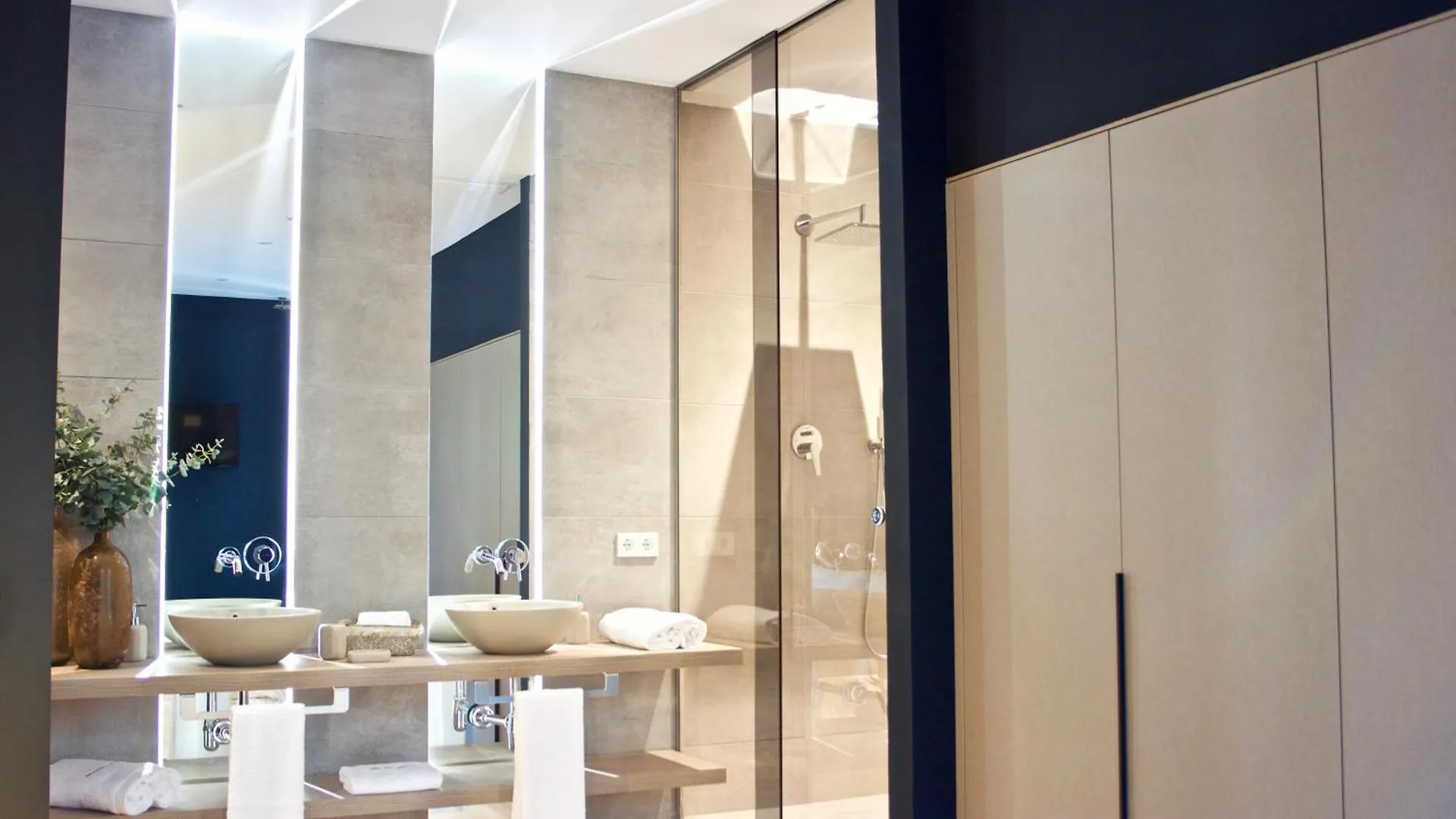 Velvet In Rambla Cataluna Apartment Barcelona