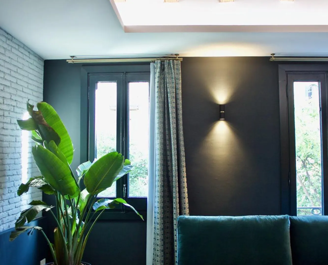 Velvet In Rambla Cataluna Apartment Barcelona